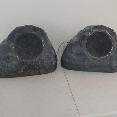 Pair of Speakercraft 820Rox 2-Way Outdoor Speakers - Granite