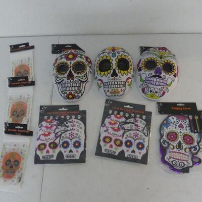 DÃ­a de los Muertos (Day of the Dead) - November 1-2 - Masks and Decorations