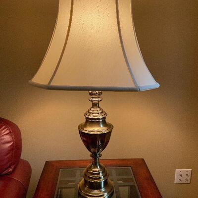 Stifle Brass Lamp with Leaf Accents