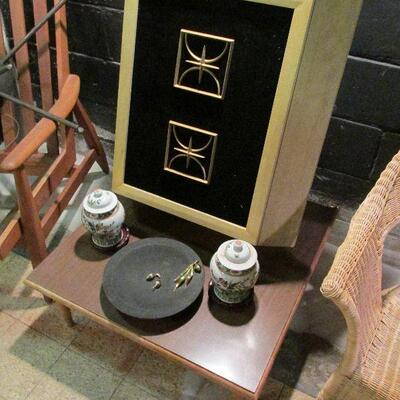 Mid-century wall speaker