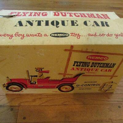 Remco Flying Dutchman motorized car