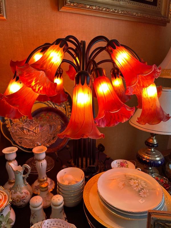 BEEHIVE ESTATES SALES PRESENTS A HUGE VINTAGE WALNUT CREEK SALE