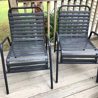 2 side chairs $20 each
