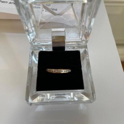 14 K gold ring with diamond chips