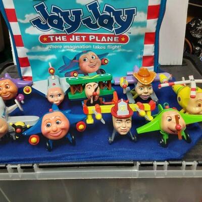https://www.ebay.com/itm/125047217765	HS3012 VINTAGE JAY JAY THE JET PLANE SET OF 9 AIRCRAFT IN CASE		Auction
