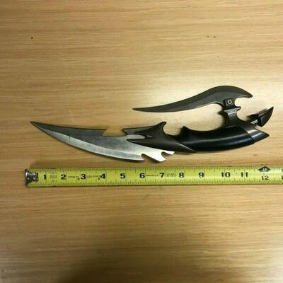 https://www.ebay.com/itm/124994360020	KB0226 Decorative Fantasy Dagger 2-Sided Blade 32cm PROP WEAPON LOCAL PICKUP		BIN	 $39.99 

