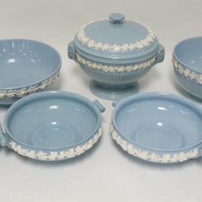 1088	7 WEDGWOOD EMBOSSED QUEENSWARE SERVING PIECES, LARGEST ROUND BOWL IS 10 1/4 IN
