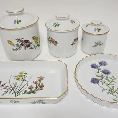 1024	5 PIECES SPODE *STAFFORD FLOWERS* 3 CANISTERS & 2 TRAYS, LARGEST TRAY IS 14 IN X 7 3/8 IN
