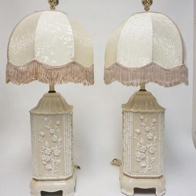 1033	PAIR OF ITALIAN PORCELAIN ASIAN STYLE LAMPS, HAVE BROCADE SHADES W/FRINGE, 33 1/2 IN HIGH
