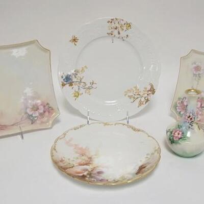 1072	5 PIECE HAND PAINTED LIMOGES, 2 PLATES, 2 TRAYS, & VASE, LARGEST PLATE IS 9 5/8 IN

