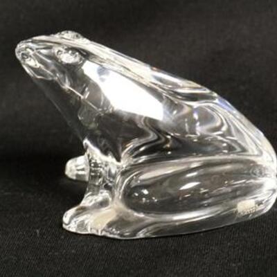 1007	BACCARAT CRYSTAL FROG, SIGNED IN SCRIPT & THE CIRCLE MARK, 3 IN HIGH
