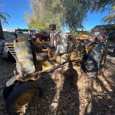 #528 â€¢ Old Yellow Tractor