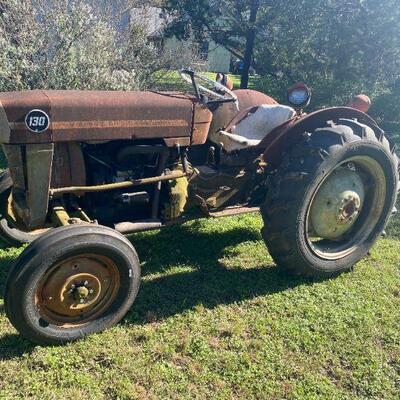 massey tractor  running 