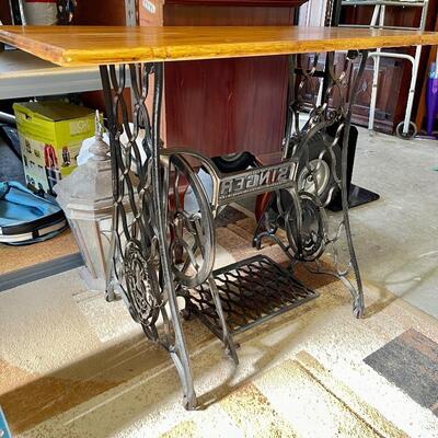 SINGER treadle sewing table
