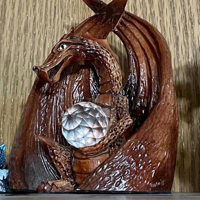Several dragon figurines...