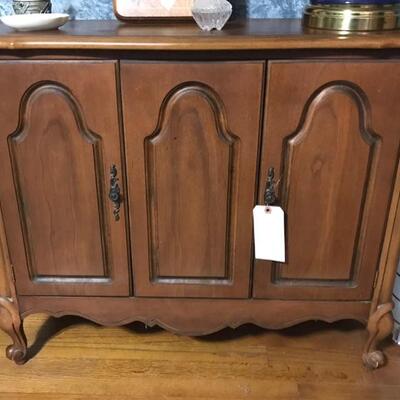 entry cabinet $75