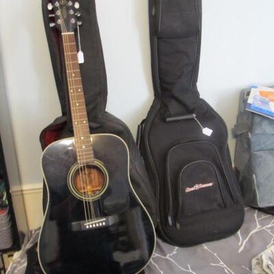 Mitchell guitar & 2 guitar bags