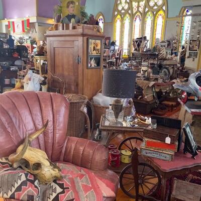 Estate sale photo