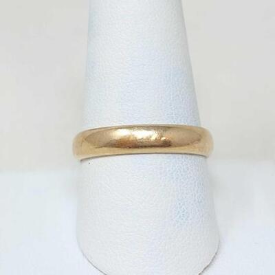 858 â€¢ 10k Gold Wedding Band, 4.8g approx size 10.