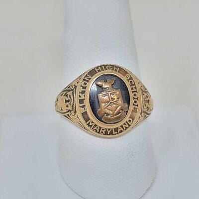 #854 â€¢ 10k Gold Elkton High School Maryland 1949 Class Ring, 7.1g approx size 10.5.