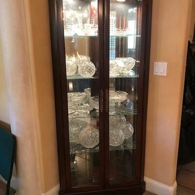 Corner lighted cabinet