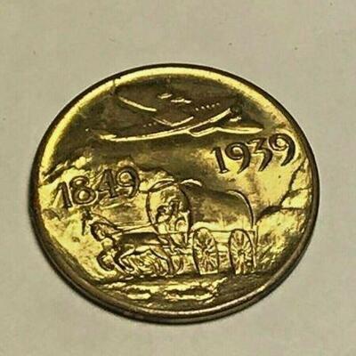 https://www.ebay.com/itm/124977512772	NC172 VINTAGE GOLDEN GATE INTERNATIONAL EXPOSITION SAN FRANCISCO 1939 COIN 		 BIN 	 $19.99 
