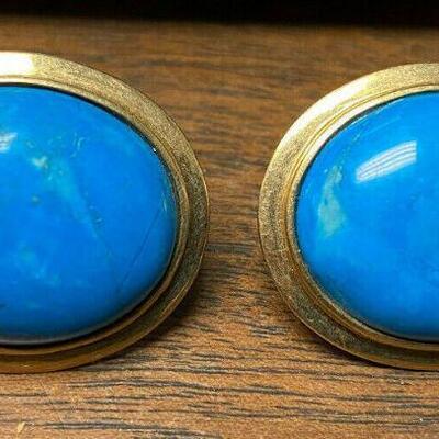 https://www.ebay.com/itm/124977506892	LRM4043 14 KT 585 Blue Center Stone Pierced Earrings 		 Offer 	 $434.99 
