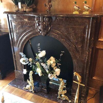 https://www.ebay.com/itm/115119227843	KG0015 Vintage Brown Faux Fireplace Mantel Local Pickup		 Offer 	 $19.99 
