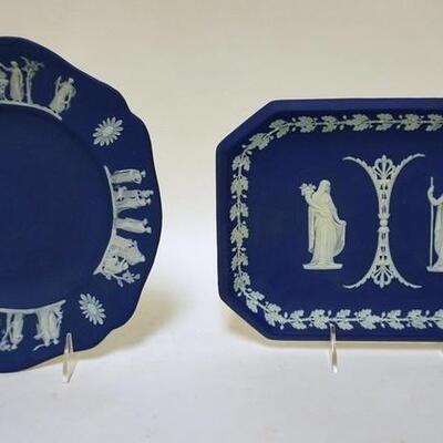1123	2 WEDGWOOD JASPERWARE TRAYS, 10 1/4 IN & 10 1/2 IN
