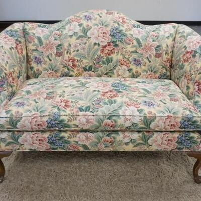 1213	PAIR OF UPHOLSTERED ARMCHAIRS

