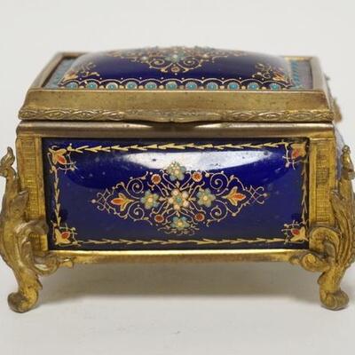 1066	HAND PAINTED PORCELAIN & BRASS DRESSER BOX, 3 1/2 IN X 2 1/2 IN X 2 1/4 IN HIGH
