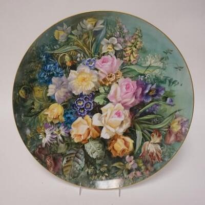 1021	NORITAKE NIPPON HAND PAINTED WALL PLATE, PROFUSE BOUQUET OF FLOWERS, 14 3/8 IN
