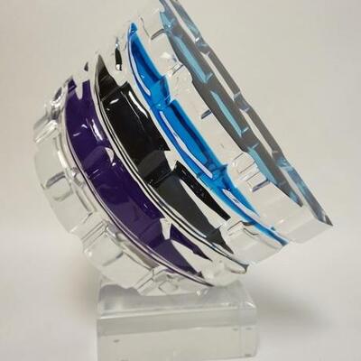 1030	MODERN LUCITE SCULPTURE W/AQUA & PURPLE ACCENTS, UNSIGNED, APPROXIMATELY 13 IN WIDE X 16 1/2 IN HIGH
