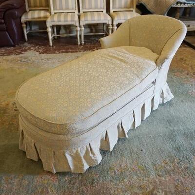 1225	UPHOLSTERED CHAISE LOUNGE APP. 64 IN L 
