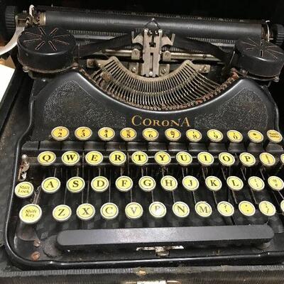 Antique Manual Corona Typewriter