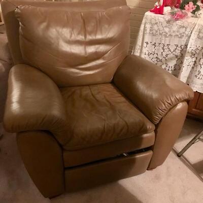 leather recliner $225