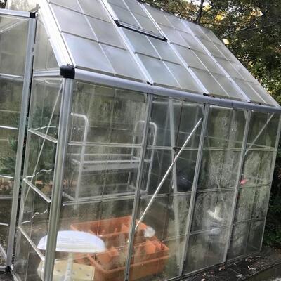 greenhouse $700
94 X94