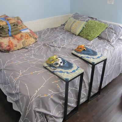 QUEEN SIZE BED WITH FRAME & CUTE PAIR OF SIDE TABLES. KING SIZE COMFORTER & CURTAIN SET