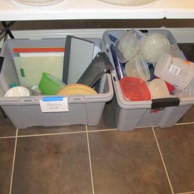 Lots of bakeware, glassware & other kitchen items