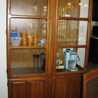 CHINA HUTCH   BUY IT NOW $ 125.00