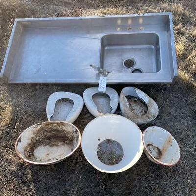 #2165 • Stainless Steel Sink, 3 Porcelain Bed Pans, 2 Bowls, And Strainer