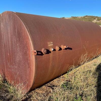 #1700 • Large Steel Tank: Measures Approx: 81” x 201”