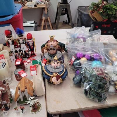 nutcrackers, wise men Christmas tree balls