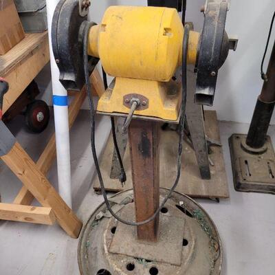 this is one grinder no one is going to misplace