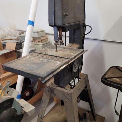 Band saw and it works