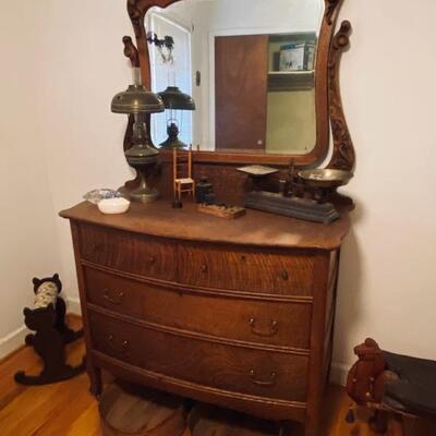 Antique oak dresser 