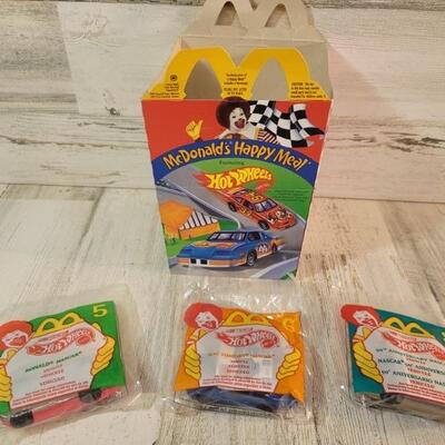 Vintage NIB Nascar Happy Meal Box w/ 3 Hot Wheels