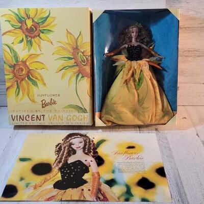 NIB Vincent Van Gogh Limited Ed. Sunflower Barbie
Second in the Series: Inspired by the Paintings of Vincent Van Gogh
