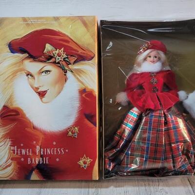 NIB 1996 Jewel Princess Limited Edition Barbie
From the Winter Princess Collection
