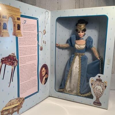 NIB 1996 French Lady Barbie The Great Evas Collector Edition
